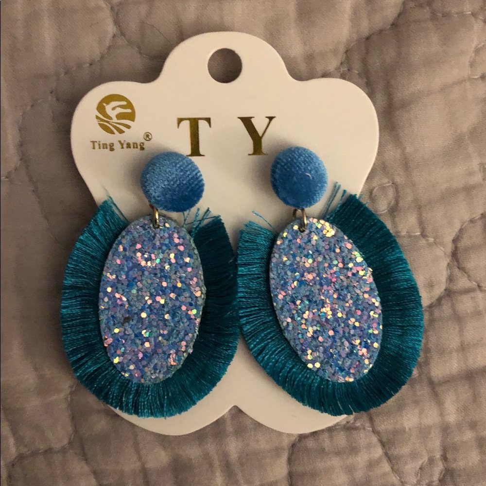 Blue earrings with sparkle & tassel